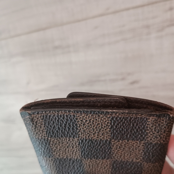 Louis vuitton 6 ring key holder damier ebene Authentic - Picture 5 of 10